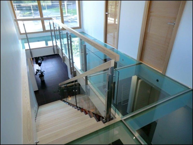 Palier en verre sur structure bois